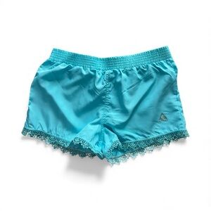 Gerry girls shorts NEW SIZE L (14-16)